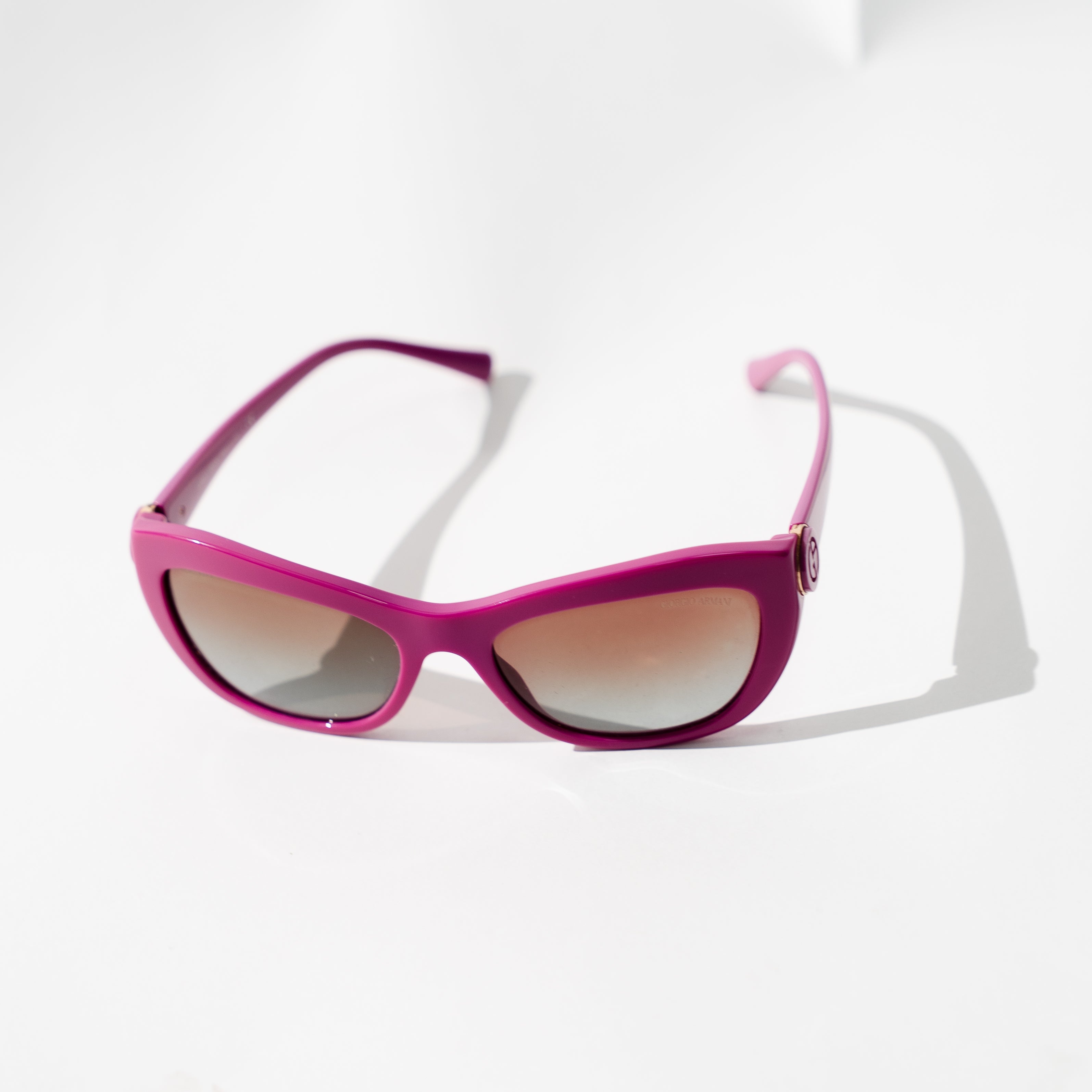 Monture solaire de la marque Giorgio Armani