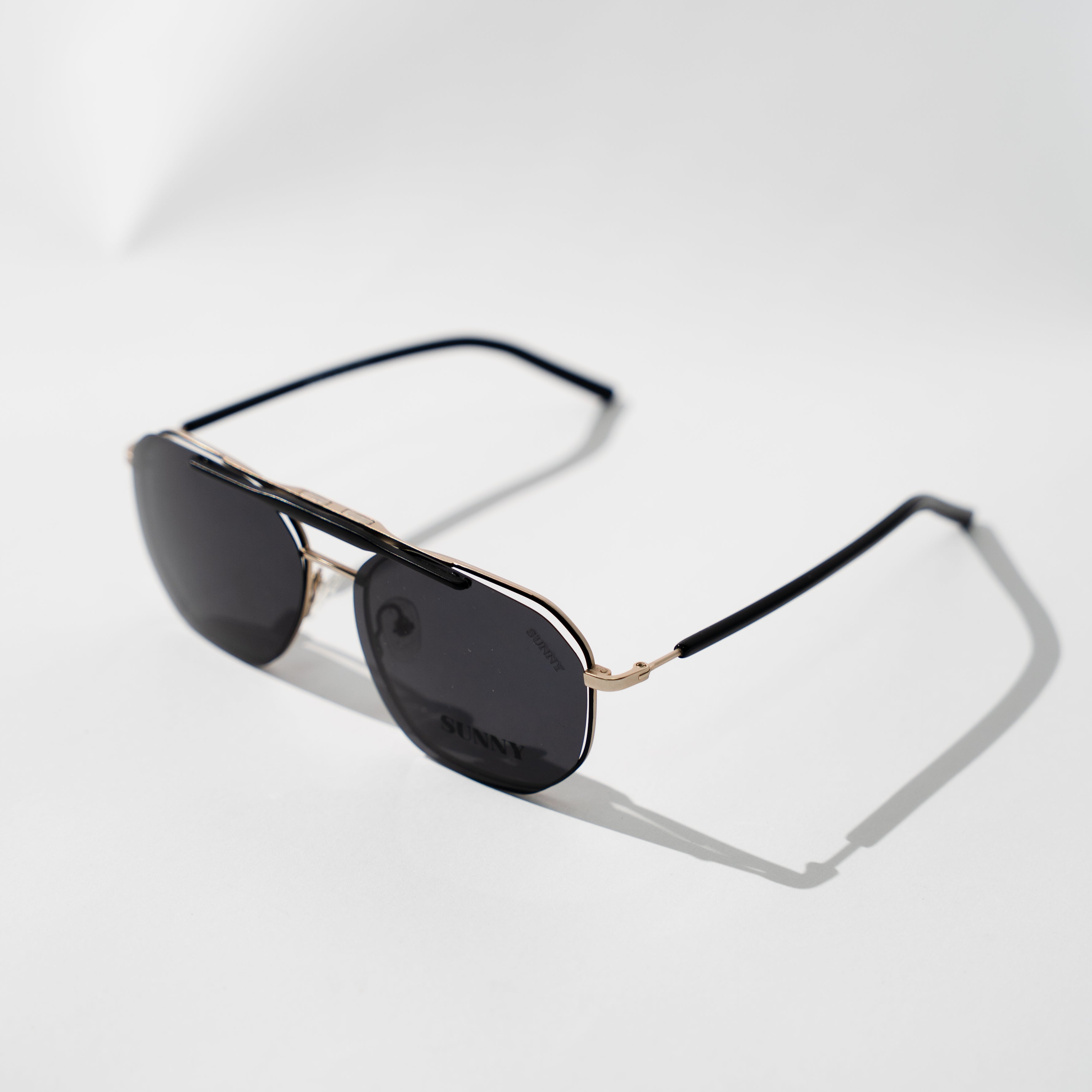 Monture optique de la marque Sunny avec Clips solaires ,style aviator