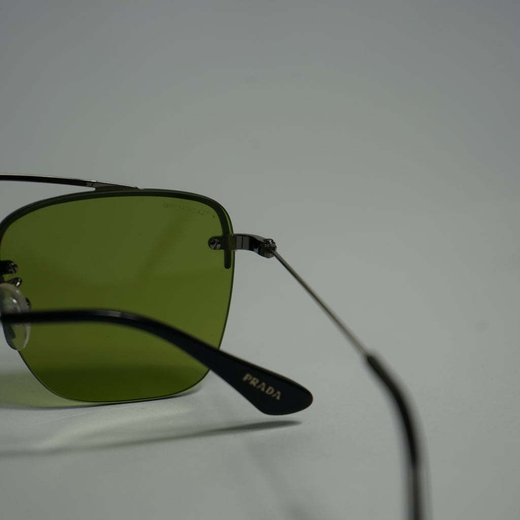 Monture solaire de la marque Prada