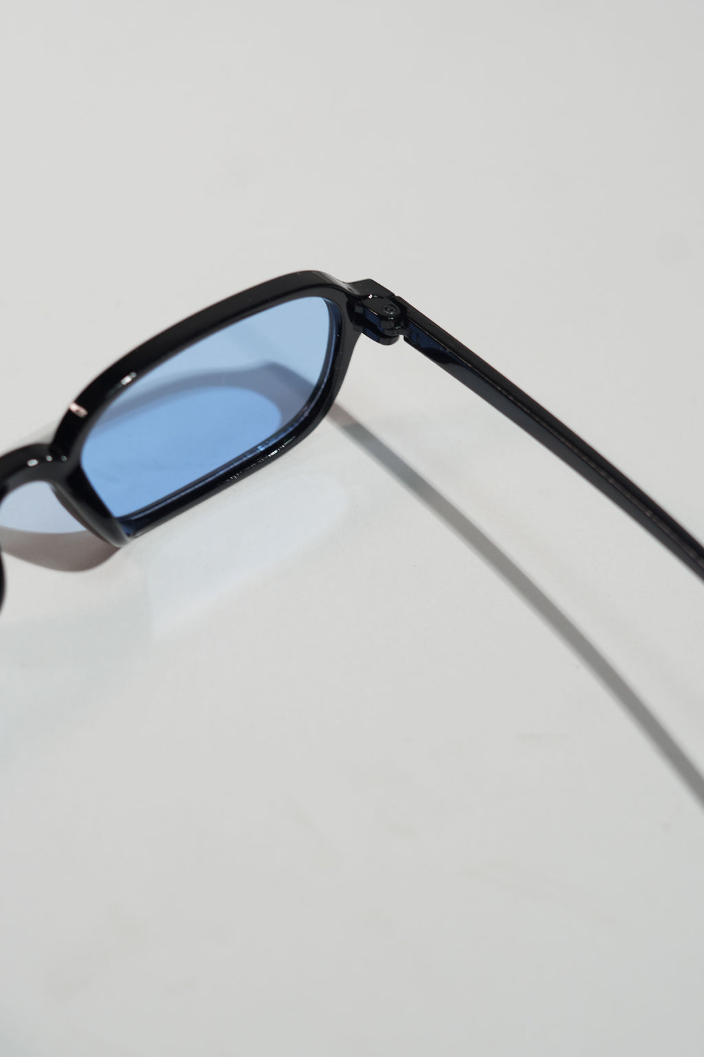 Lunetique Classic Solaire – Monture Élégante